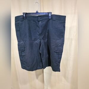 Dickies Men's Black Cargo Shorts 42